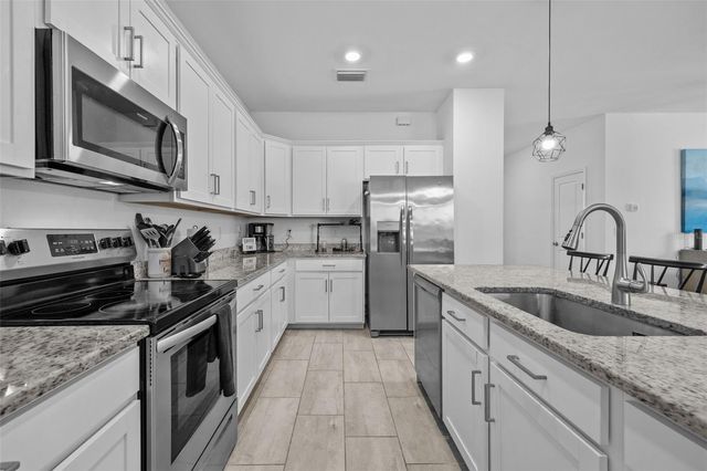 13845 PINE LODGE LANE, Fort Myers, FL 33913