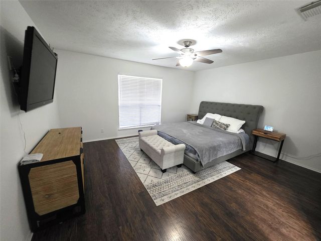 8827 Woodleigh Drive, Houston, TX 77083