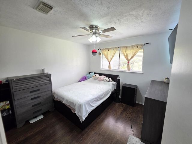 8827 Woodleigh Drive, Houston, TX 77083