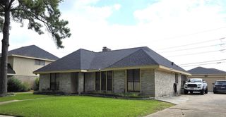 8827 Woodleigh Drive, Houston, TX 77083