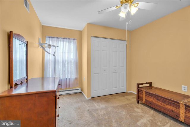 17 DUNSTABLE RD, Southampton, NJ 08088