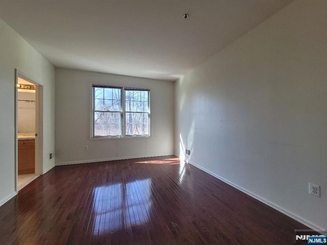 45 Birch Street 207, Ridgefield Park, NJ 07660