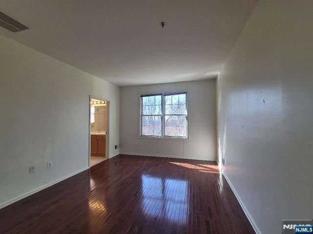 45 Birch Street 207, Ridgefield Park, NJ 07660