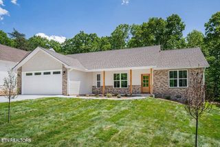 384 St George Drive, Fairfield Glade, TN 38558