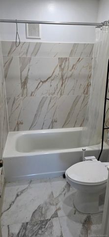 18344 Shiawassee Drive, Detroit, MI 48219