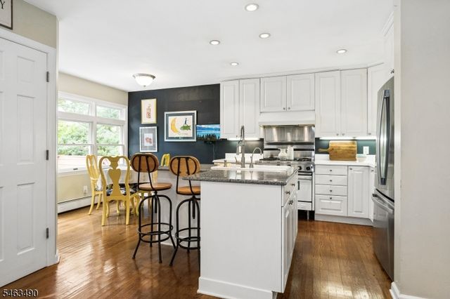 115 Maplewood Ave, Maplewood Twp., NJ 07040