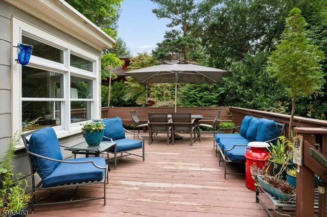 115 Maplewood Ave, Maplewood Twp., NJ 07040