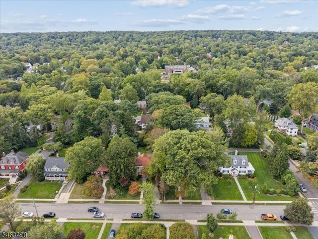 115 Maplewood Ave, Maplewood Twp., NJ 07040