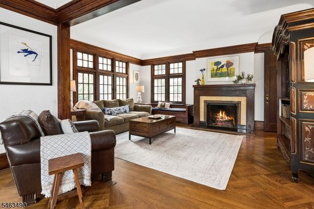 115 Maplewood Ave, Maplewood Twp., NJ 07040