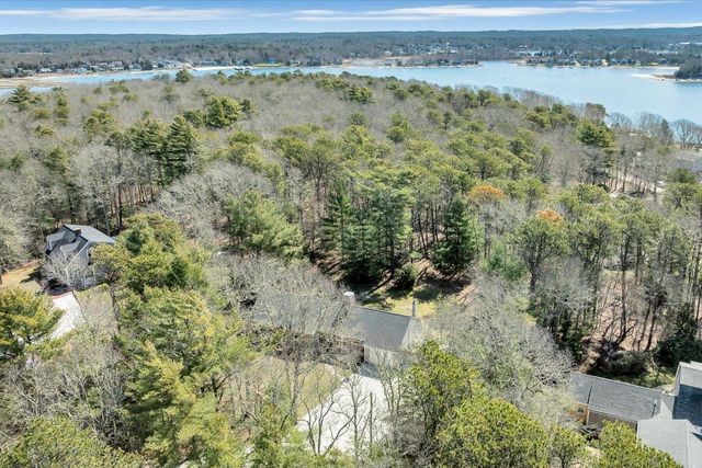 265 Wings Neck Road, Pocasset, MA 02559