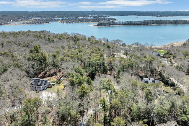 265 Wings Neck Road, Pocasset, MA 02559