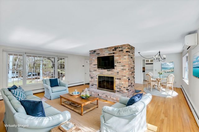 265 Wings Neck Road, Pocasset, MA 02559