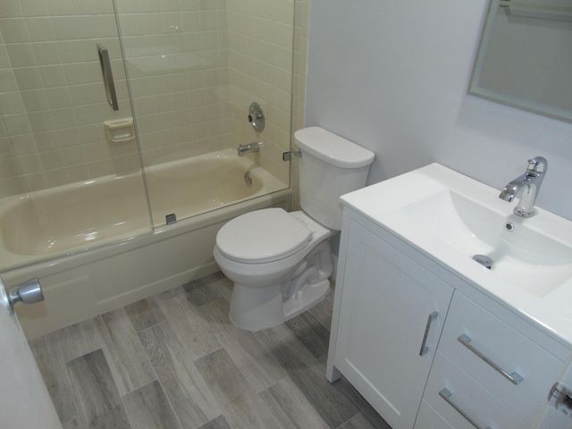 7360 NW 18th Street 105, Margate, FL 33063