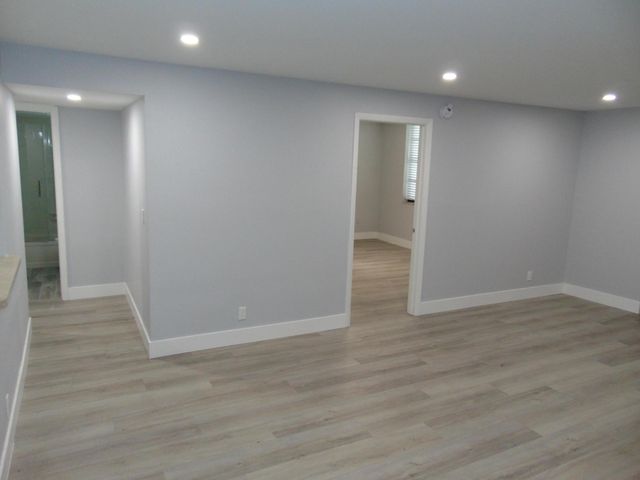 7360 NW 18th Street 105, Margate, FL 33063