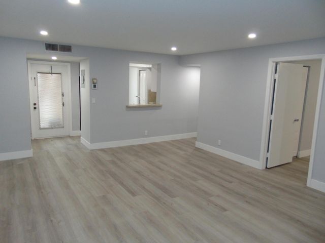 7360 NW 18th Street 105, Margate, FL 33063