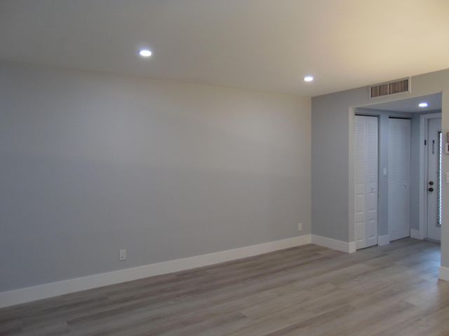 7360 NW 18th Street 105, Margate, FL 33063