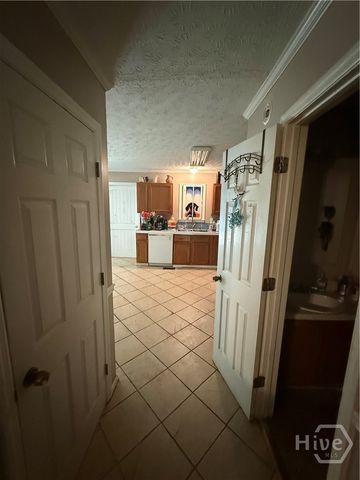 1171 Grayson Lane, Bogart, GA 30677