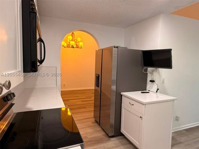 7370 NW 61st Ter, Parkland, FL 33067