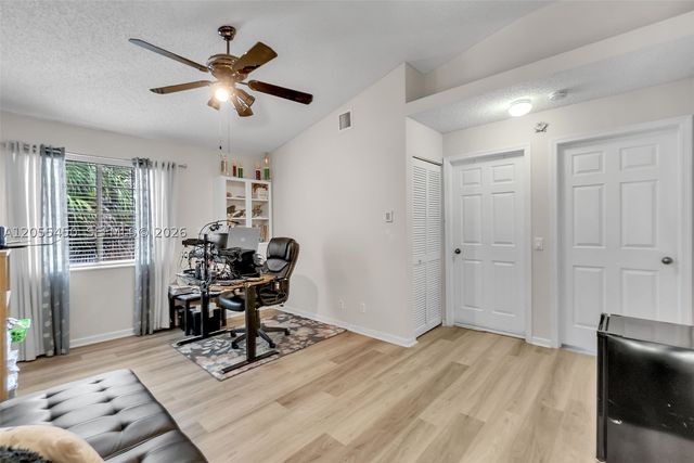 7370 NW 61st Ter, Parkland, FL 33067