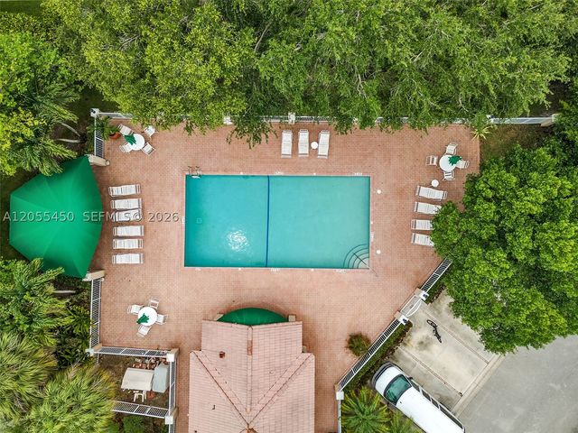 7370 NW 61st Ter, Parkland, FL 33067
