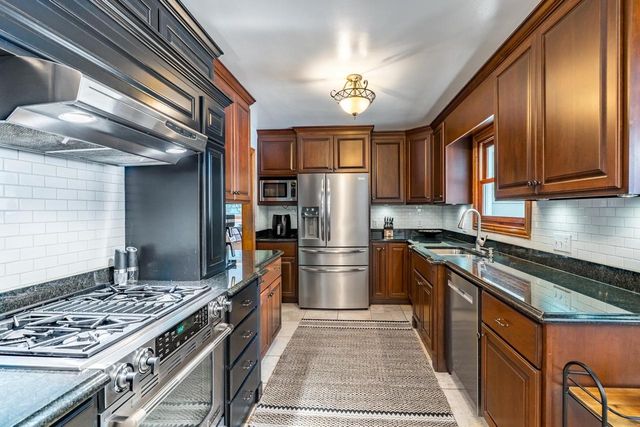 1103 MICHLER CREST, Merrill, WI 54452