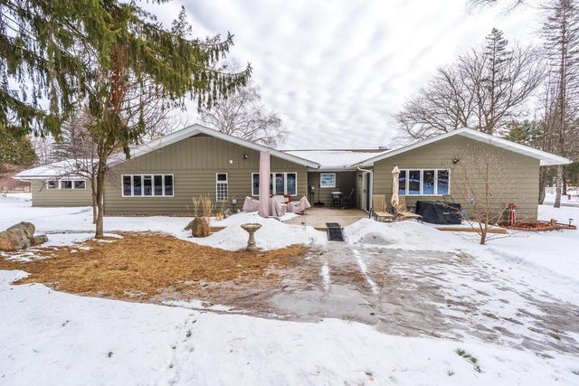 1103 MICHLER CREST, Merrill, WI 54452