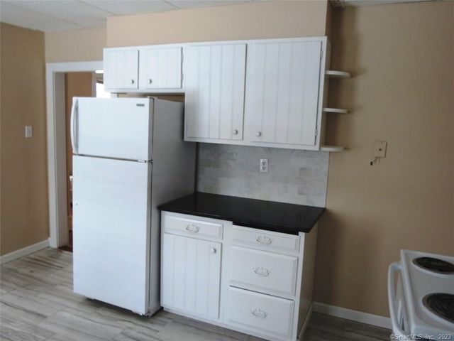 13 Wilcox Street First Floor, Wethersfield, CT 06109