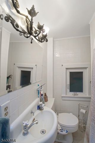 121 Wall Street, Belvidere Twp., NJ 07823