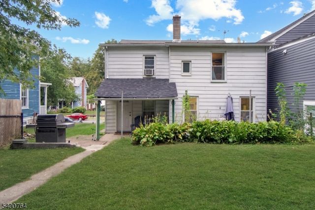 121 Wall Street, Belvidere Twp., NJ 07823