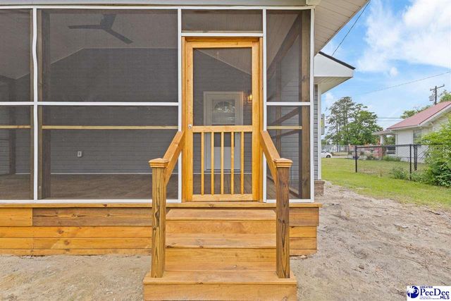 115 Northside, Mullins, SC 29574