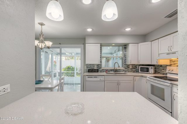 5028 Palmetto Street, Port Orange, FL 32127