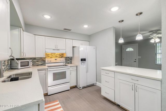 5028 Palmetto Street, Port Orange, FL 32127