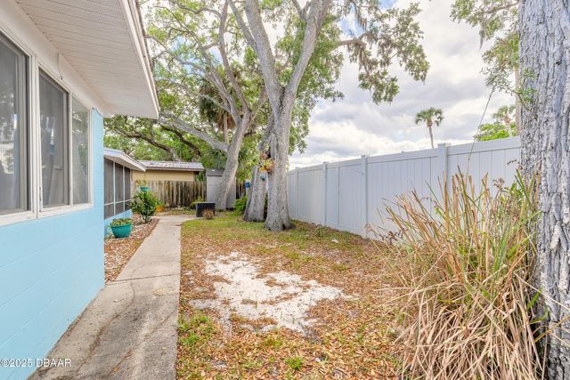 5028 Palmetto Street, Port Orange, FL 32127