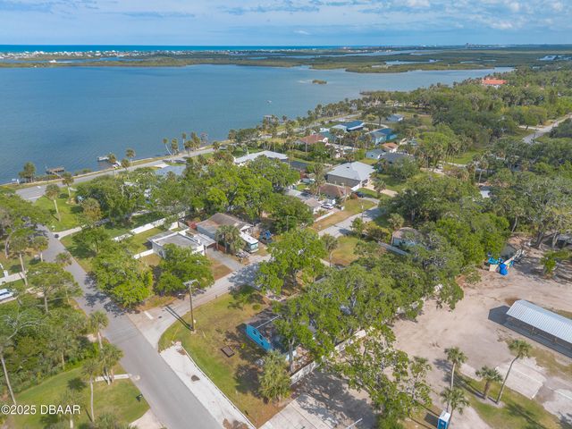 5028 Palmetto Street, Port Orange, FL 32127