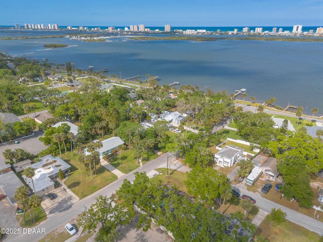 5028 Palmetto Street, Port Orange, FL 32127