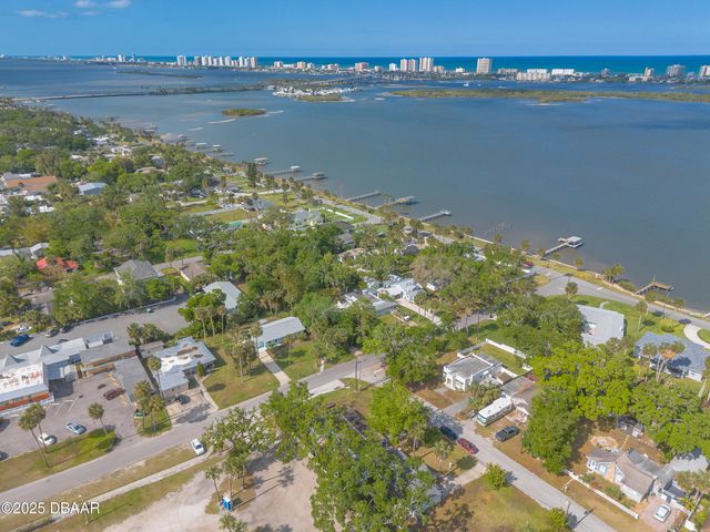 5028 Palmetto Street, Port Orange, FL 32127