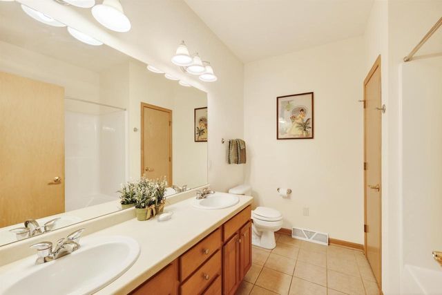672 Clardell Drive, Sun Prairie, WI 53590