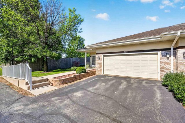 672 Clardell Drive, Sun Prairie, WI 53590
