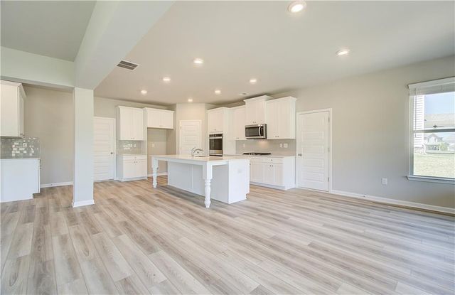 100 Haverling Pass, Hampton, GA 30252