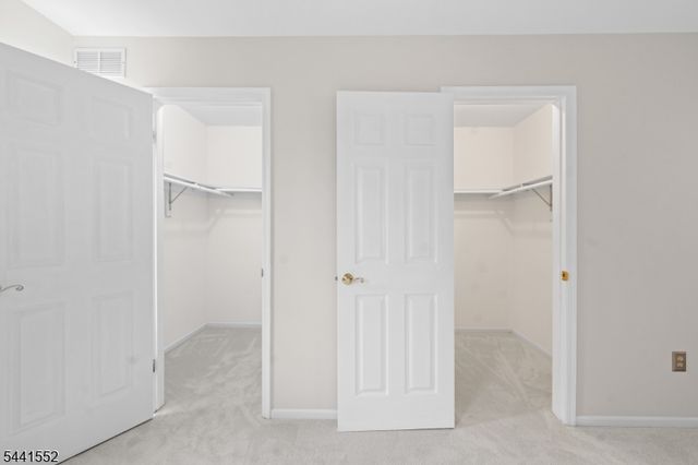 1 Wakeman Cir, Hillsborough Twp., NJ 08844