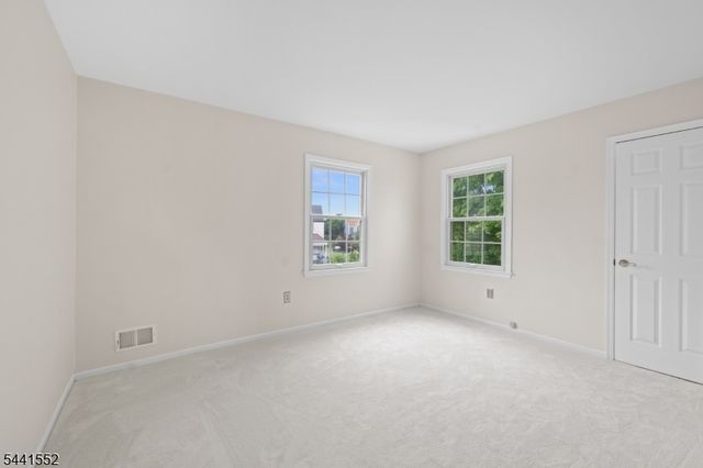 1 Wakeman Cir, Hillsborough Twp., NJ 08844