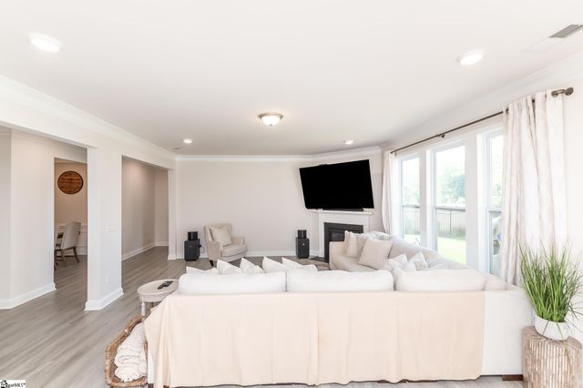 100 General Store Way, Greer, SC 29650