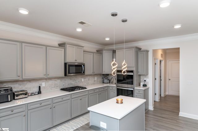 100 General Store Way, Greer, SC 29650