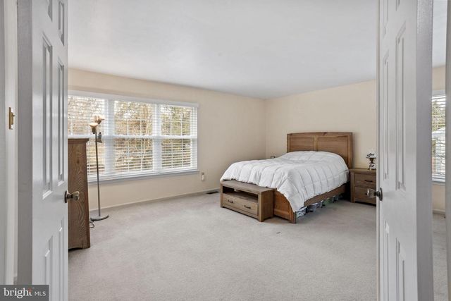 66 LAUREL CIR, Newtown, PA 18940