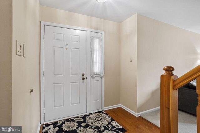 66 LAUREL CIR, Newtown, PA 18940