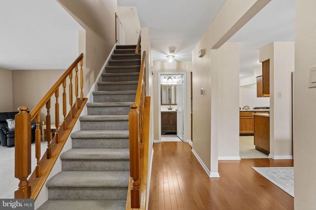 66 LAUREL CIR, Newtown, PA 18940