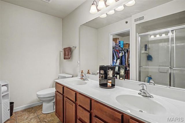 5303 Spring Creek Lane, O'fallon, MO 63368