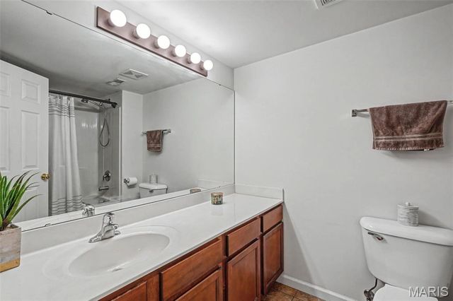 5303 Spring Creek Lane, O'fallon, MO 63368