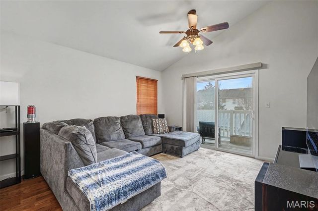 5303 Spring Creek Lane, O'fallon, MO 63368