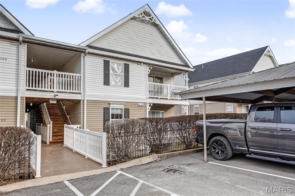 5303 Spring Creek Lane, O'fallon, MO 63368